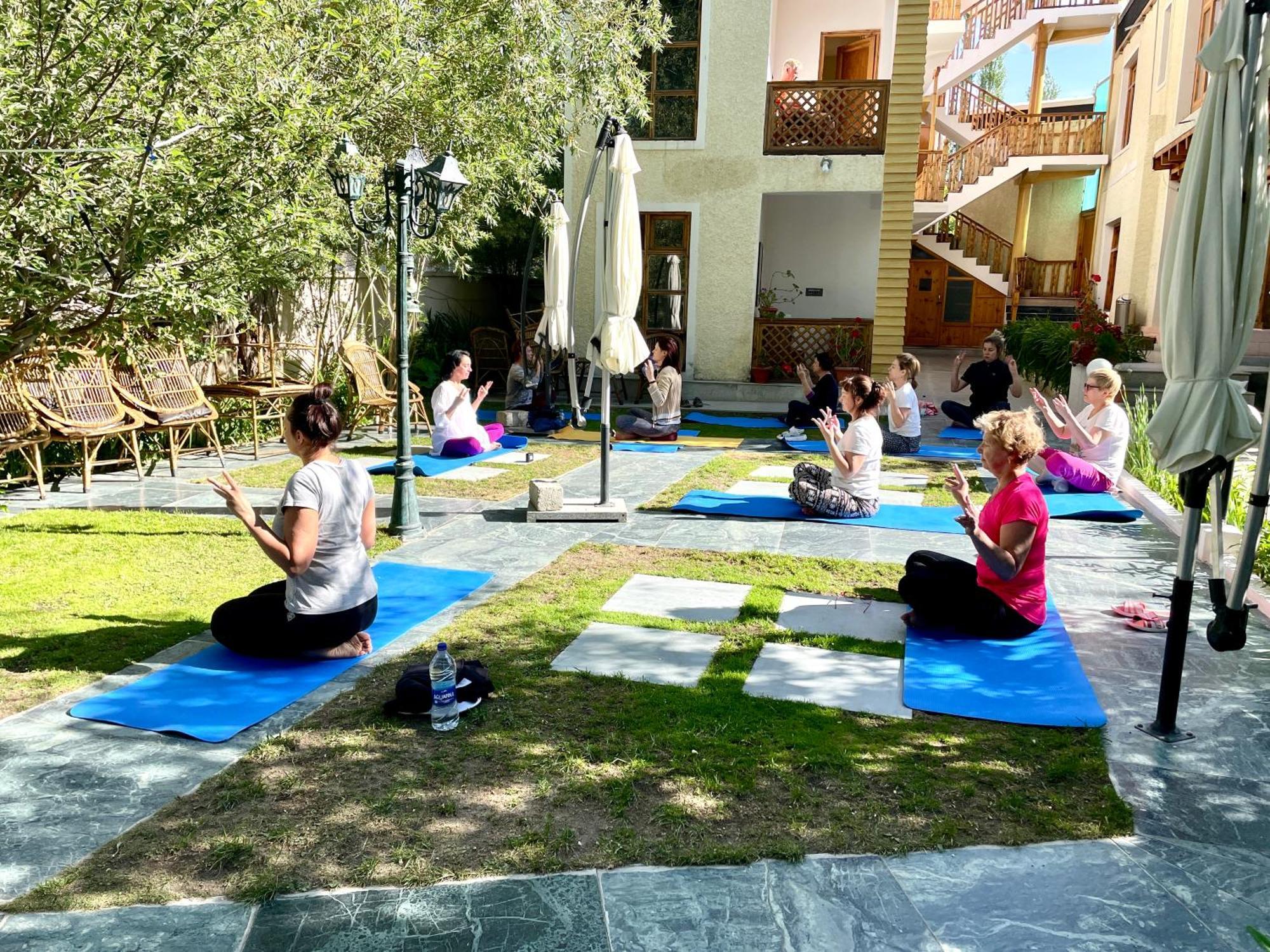 Hotel Ladakh Greens - An Organic Retreat Лех Экстерьер фото