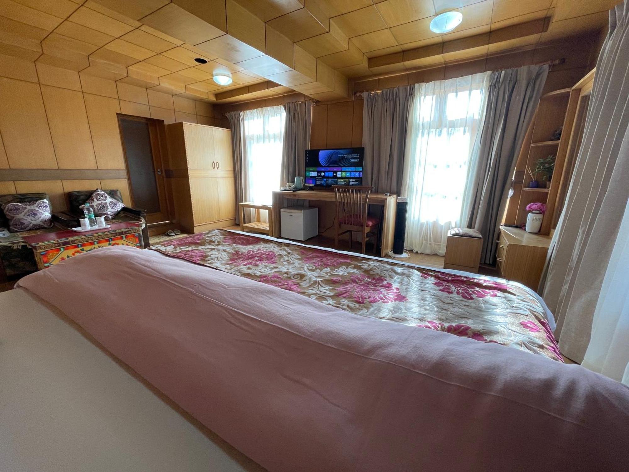 Hotel Ladakh Greens - An Organic Retreat Лех Экстерьер фото