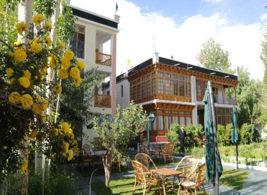Hotel Ladakh Greens - An Organic Retreat Лех Экстерьер фото